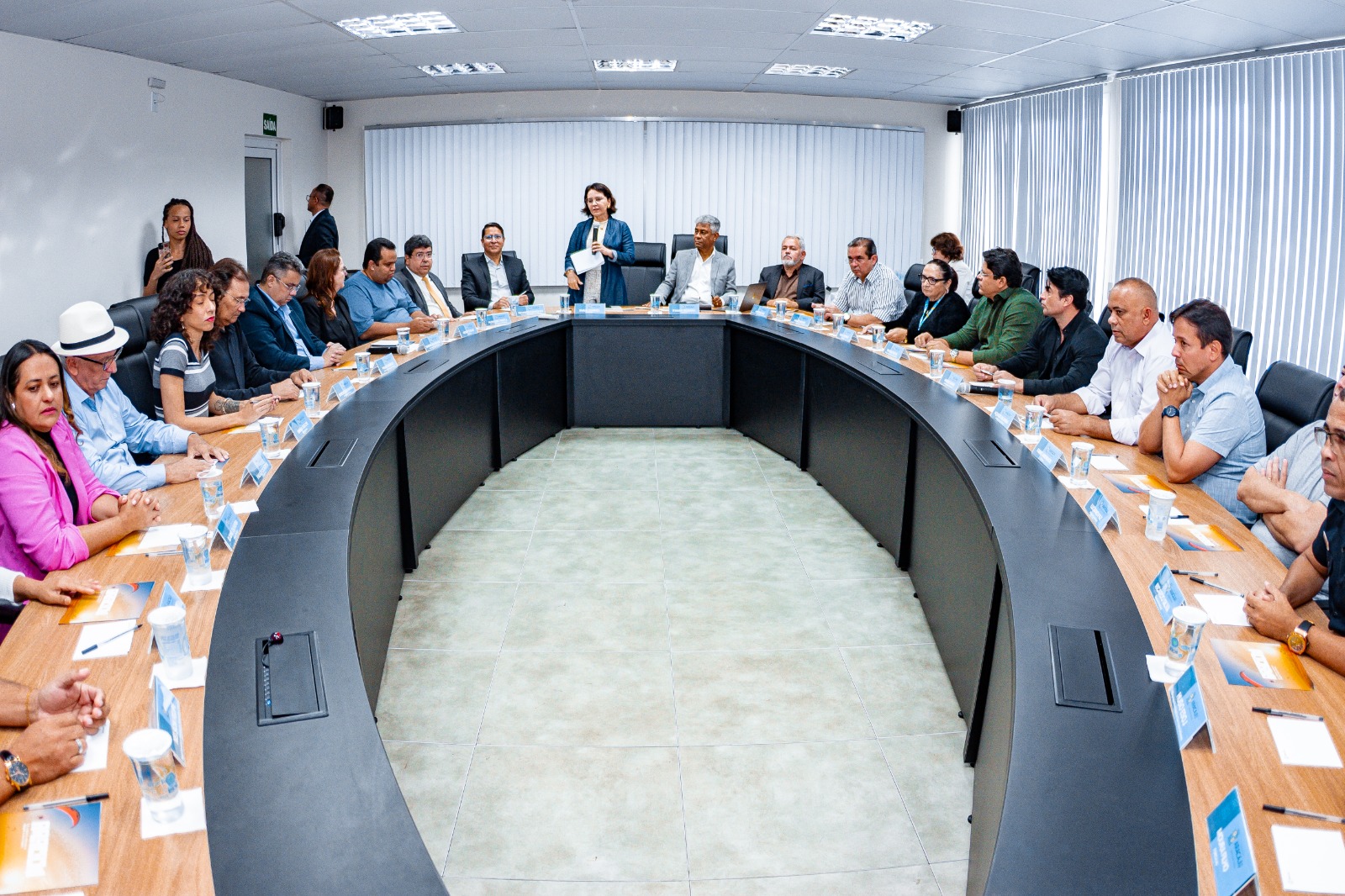 Gabinete itinerante: Prefeita Emília Corrêa reúne secretários na SMTT para alinhamento de ações - SMTT Aracaju